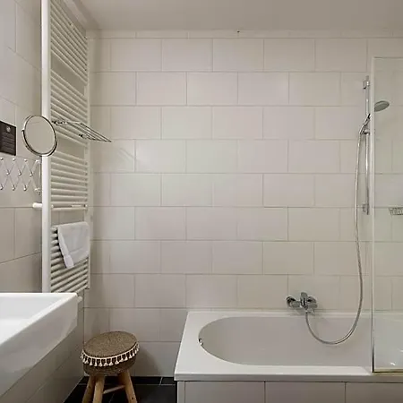 C-hotels Excelsior فندق ميدل كيرك
