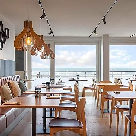 C-hotels Excelsior فندق ميدل كيرك