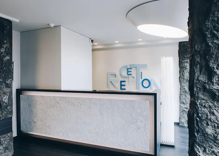 怡东c酒店 米德尔克尔克